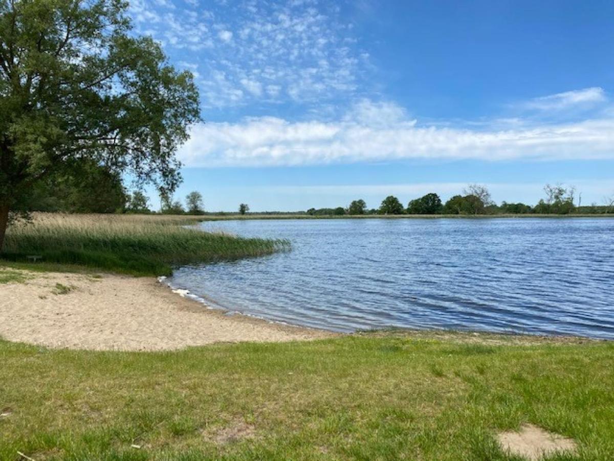 Ferienwohnung Mecklenburgische Seenplatte Schwichtenberg Екстериор снимка
